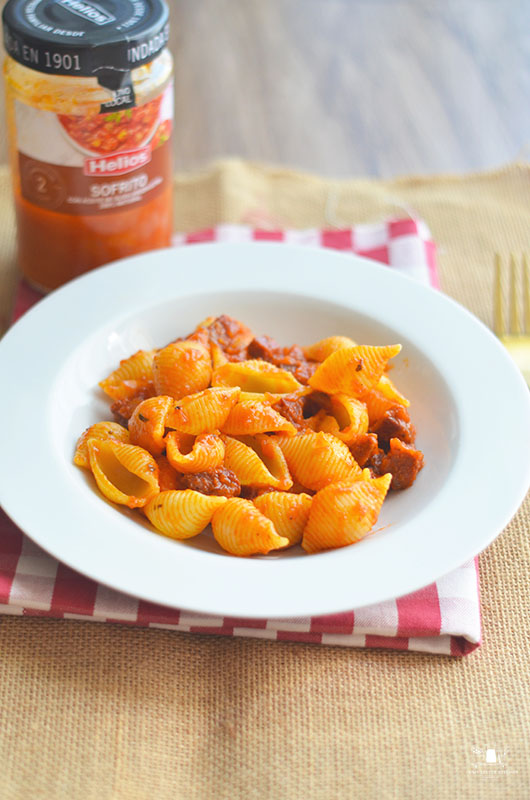 Pasta con chorizo