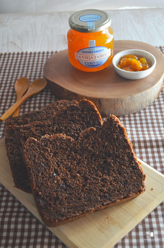 Pan de chocolate en panificadora